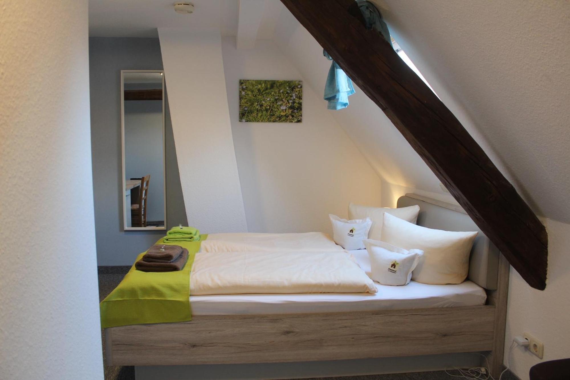 Kraeuterhotel Garni Zur Klostergrotte Nohra  Bagian luar foto
