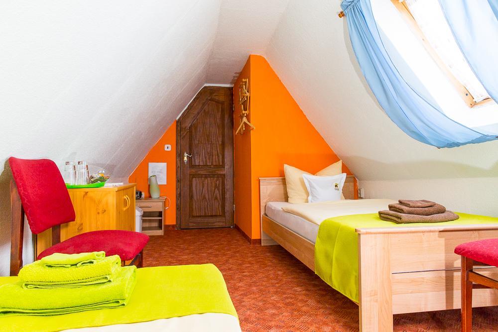 Kraeuterhotel Garni Zur Klostergrotte Nohra  Bagian luar foto