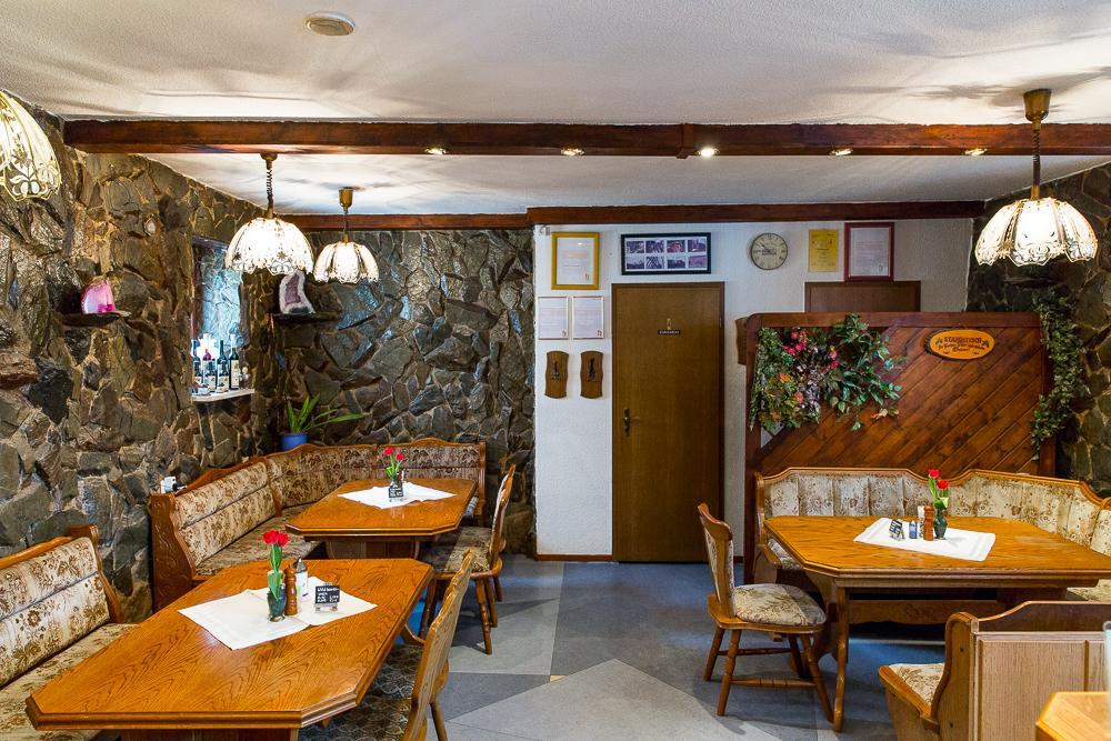 Kraeuterhotel Garni Zur Klostergrotte Nohra  Bagian luar foto