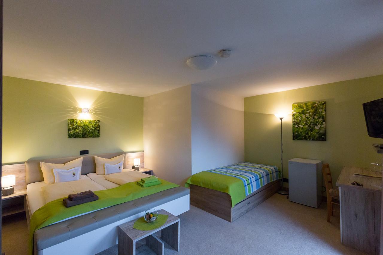 Kraeuterhotel Garni Zur Klostergrotte Nohra  Bagian luar foto