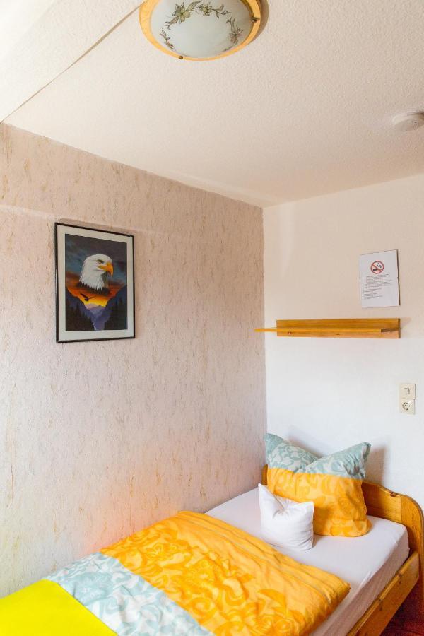 Kraeuterhotel Garni Zur Klostergrotte Nohra  Bagian luar foto